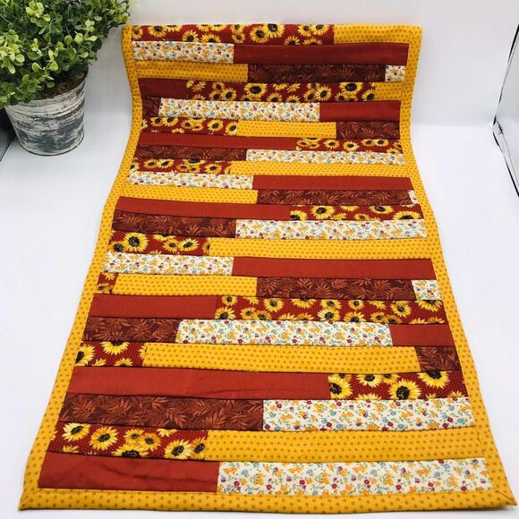 Fall Colors Handmade Quilted Tablerunner Gold Bronze Stepping Block 45x14 Inch - Picture 2 of 6